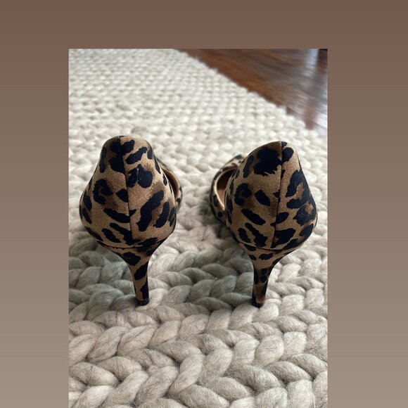 Abella Leopard Print Pointed Toe Kitten Heels Size 6M - Picture 4 of 7